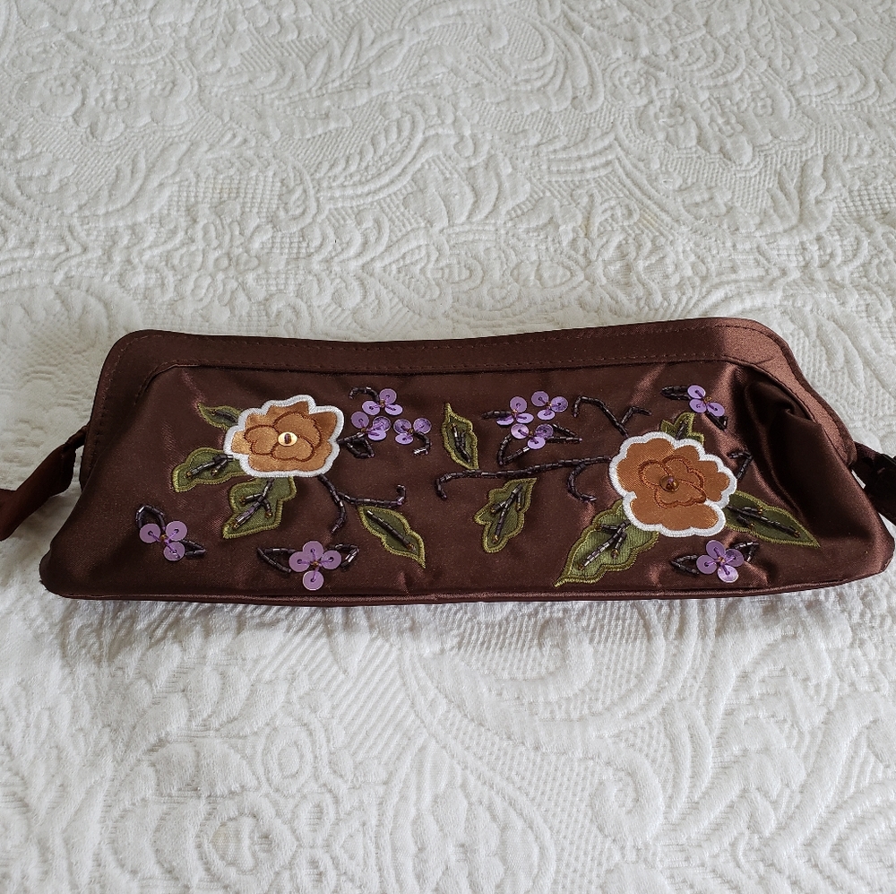 🌞2/$10 Satin Clutch / Makeup Bag w/ Floral Accents
